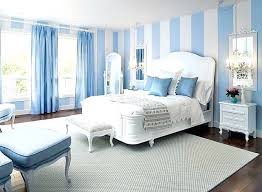 45+ cara membuat cat warna biru langit memiliki sebuah rumah merupakan menjadi idaman banyak orang terutama untuk mereka yang sudah bekerja dan sudah memiliki keluarga. 8 Desain Interior Kamar Tidur Keren Bagi Penyuka Warna Biru Arsitag Com Line Today