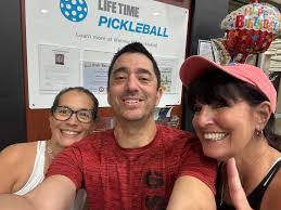 Bobbi Ball's Instagram, Twitter & Facebook