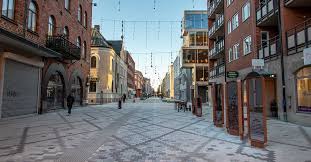 Gävle kommun ansvarar endast för träd på kommunal mark. Gavle Kommun Handla Ensam For Att Att Undvika Trangsel Och Darmed Minska Risken For Spridning Av Covid 19 Tack For Att Du Hjalper Till Att Ta Ansvar Facebook