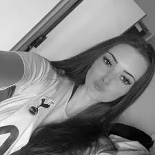 What should I get at 7 Brew coffee shop?