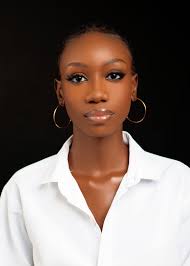 Chuir Miss Earth Liberia grianghraf...