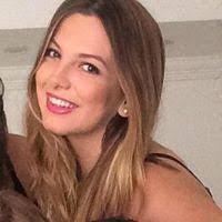 Mariana Lynn's Instagram, Twitter & Facebook