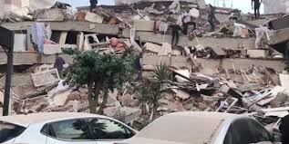 İzmir'in seferihisar açıklarında olan 6,6'lık depremin ardından i̇zmir'in bayraklı ve bornova ilçelerinde yıkımın. Izmir Deprem Toplanma Yerleri