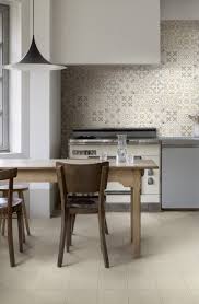 Une Credence En Carreaux De Ciment Leroy Merlin Cuisines Retro Carreau De Ciment Cuisine Leroy Merlin