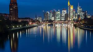 Deutsche bank ag is registered in the commercial register of the district court of frankfurt am main under registration number hrb 30 000. Banken In Corona Krise Kfw Und Gesenkter Kapitalpuffer Erhohen Spielraum Fur Kredite Manager Magazin