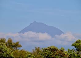 After study, make the most of your free time. Les Acores A Voir Climat Visite Iles Plages Guide De Voyage Acores Tourisme