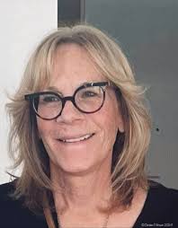 All in all you're just another brick in the wall…” Muraille de Chine  version remparts de Carcassonne au petit matin