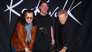 We believe that we are prejudging the situation and rushing into a decision. Rush Geddy Lee E Alex Lifeson Estariam Formando Nova Banda