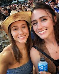 𝐂𝐚𝐬𝐬𝐢𝐝𝐲 𝐉𝗼𝐧𝐞𝐬