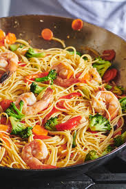 Add the bell pepper strips and cook, stirring, for 1 minute. Healthy Easy Shrimp Lo Mein Recipe The Mom 100