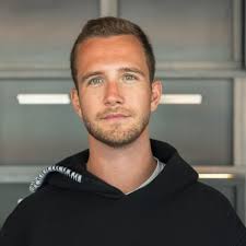 Derek Halpern (@derekhalpern)