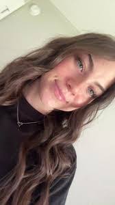 Lauren Everson's Instagram, Twitter & Facebook