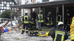 Sie können ihre eigene firma oder eigenen verein auf dieser seite. Lienen Feuerwehrmann Stirbt Nach Gasexplosion