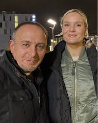 🚔 Max Tauber è il nuovo capo del distretto! 🚔 🔴 Nell'episodio "Non è un  gioco da ragazzi" abbiamo assistito a una sorpresa incredibile: Max Tauber  è diventato il nuovo capo del