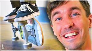 WE LEARN HOW TO COCONUT WHEELIE!