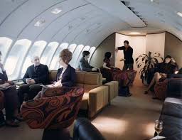 Let S Reminisce Over Airplanes That Had Piano Bars Cocktail Lounges Pubs And Restaurants Vintage Aircraft Air Travel Boeing 747