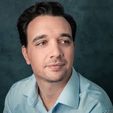 Alex Francisco's Instagram, Twitter & Facebook