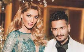 Πότε θα κάνει πρεμιέρα το reality με τον σάκη τανιμανίδη. Aggelikh Hliadh O Sabbas Paramenei O Erwtas Ths Zwhs Moy Binteo