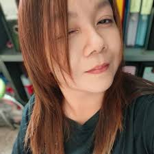 ✽..อย่าช่วยเหลือ... โดยไม่ให้ "ปัญญา" เพราะการช่วยแบบนั้น..  มันแค่ประคองให้ลมหายใจ ผ่านไปวัน ๆ ...แต่มันไม่ได้สอน ให้เขา "หายใจเป็น"  ด้วยตัวเอง !!! ..........🌿 หลายครั้งที่เราคิดว่า "การลงมือช่วย"  คือสิ่งดีที่สุดที่เราจะทำได้ แต่ความจริงแล้ว... การ ...