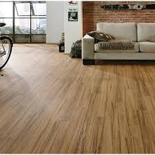 Perbedaan lantai kayu vinyl dan laminated; Jual Lantai Kayu Vinyl Kota Medan Rumah Toko Perabot Tokopedia