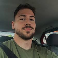 Kevin Teixeira's Instagram, Twitter & Facebook