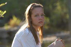 Spanish the king is a horror movie, but not in the sense that you are probably used to. Bild Zu James Marsh The King Oder Das 11 Gebot Bild James Marsh Pell James Filmstarts De