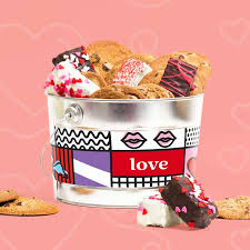 Amazon.it offerte usato e ricondizionato outlet made in italy novità bestseller amazon prime app di amazon lista desideri buoni regalo vendere su amazon. 22 Valentine S Day Gifts They Can Actually Eat
