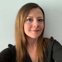 1400+ perfiles de «Leonor»