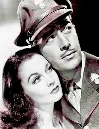 A celebrity pair from Hollywood whose love story is noteworthy. 🤍