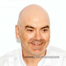 Ian Curley's Instagram, Twitter & Facebook