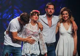 People who liked nicolás vázquez's feet, also liked Las 24 Fotos Del Regreso De Nicolas Vazquez Al Teatro Infobae