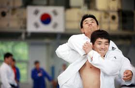 목 근육 경련을 풀어주는 법. ê°„ì ˆí•œ ë¦¬ìš° ê¸ˆ ì´ ì•…ë¬¸ ì•ˆì°½ë¦¼