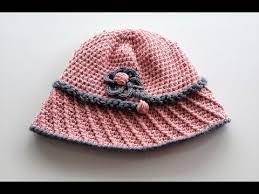 Tigla Yapilan Pembe Orgu Cicekle Suslenmis Pullu Iple Yapilan Bayan Sapka Turkce Videolu Basta Sona Anlatimli Modern Bayan Sapkala Krose Krose Sapka Tig Isleri