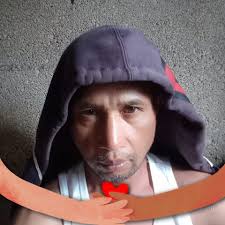 להב שני מזמין אתכם לקונצרט-תיאטרון, מפגש פסגה מיוחד והיסטורי: הבימה  התיאטרון הלאומי והפילהרמונית הישראלית. עשרות שנים משקיפות זו על זו משני  עברי הכיכר, ובסוף זה קרה