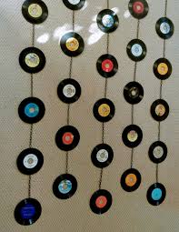 Amazon.com: Factory Records 25 Pieces 7 Inch Genuine Vintage Vinyl Record  Singles, Decorations for Rock and Roll Wall Décor Theme 50's Party Music  Favor Placemats Art Signs Disco : Electronics