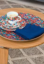Tea Time Ses Petales Delicats Uniques Viennent Habiller Cette Tasse Marjolaine Et La Decoration De Votre Table Pour Lui Donn Habitat Vaisselle Design Design