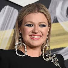 Kelly Clarkson - Husband, Children & Songs