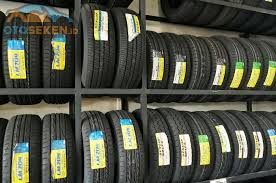 Harga ban dalam mobil 205/65 ring 15. 4 Daftar Harga Ban Mobil Terbaru Paling Murah November 2019 Gridoto Com