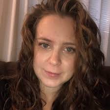 Cecelia Holmes (@cecelia_holmes0)