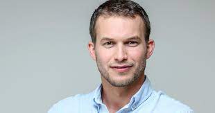 Doch nicht nur einen schauspielerischen spagat muss florian frowein in seinen rollen meistern. Florian Frowein Als Tim Sturm Der Liebe Ard Das Erste