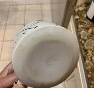 I've been noticing that my white stoneware has been holding ...