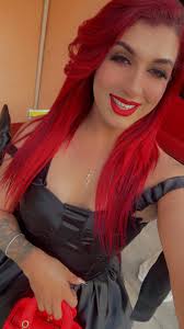 HOy hace 1 año Lanzamos a el mercado mi linea de keratina brasileña 💞 PINK  PARADISE 💞 By Amy Trujillo Y con el dolor de muchos , mi keratina no ha  tenido