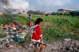 Maybe you would like to learn more about one of these? 5 Efek Buruk Menghirup Asap Pembakaran Sampah Racunnya 350 Kali Lebih Bahaya Dari Asap Rokok