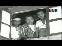 Shot in black and white, it is the third instalment in the do re mi series of comedy films, and features the trio of actors p. Film P Ramlee Laksamana Do Re Mi 1972 P Ramlee Full Movie Youtube