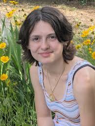 Karen Lepisto's Instagram, Twitter & Facebook