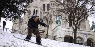 Des chutes de neige exceptionnelles ont semé la pagaille dans les transports, en particulier en région parisienne, dans la nuit de mardi à mercredi. Ile De France Apres La Neige Le Verglas Le Point