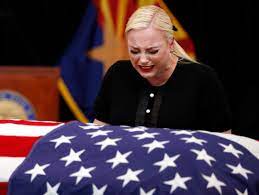 Age, parents, siblings meghan mccain's birth took place on october 23, 1984, in phoenix, arizona, usa. Meghan Mccain Cries Over Father S Casket At John Mccain Memorial