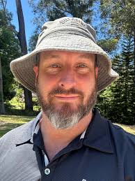 Help Needed to Move Soil in Noosa Heads Garden