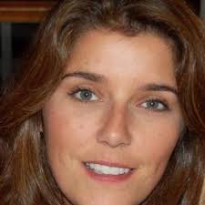 Jenny (Stovall) Evans (@travelnjen)