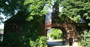 Gut Leidenhausen Mit Naturspielplatz Wildgehege Und Waldschule Naturspielplatz Waldschule Wildgehege